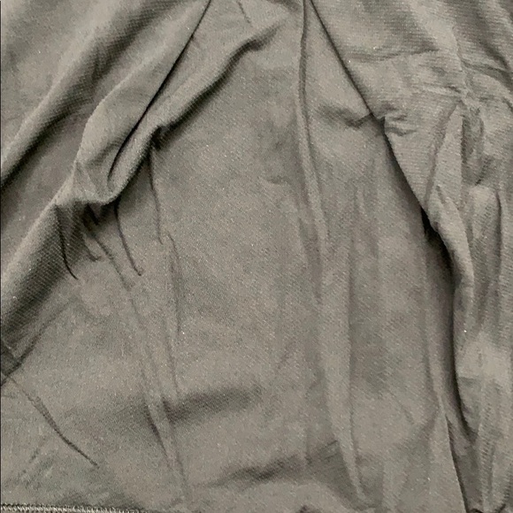 Lululemon black tank, size 8 - Picture 7 of 8